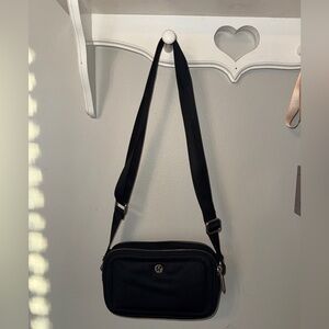 Lululemon Crossbody Camera Bag 2L